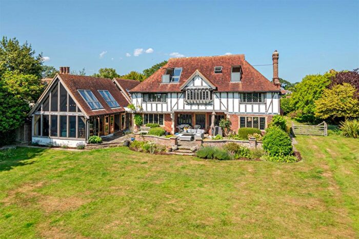 5 Bedroom Detached House For Sale In Cowes Lane, Hook Park, Warsash, SO31