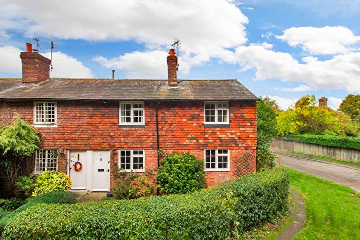 3 Bedroom End Of Terrace House For Sale In Winser Road, Rolvenden Layne, Cranbrook, Kent, TN17