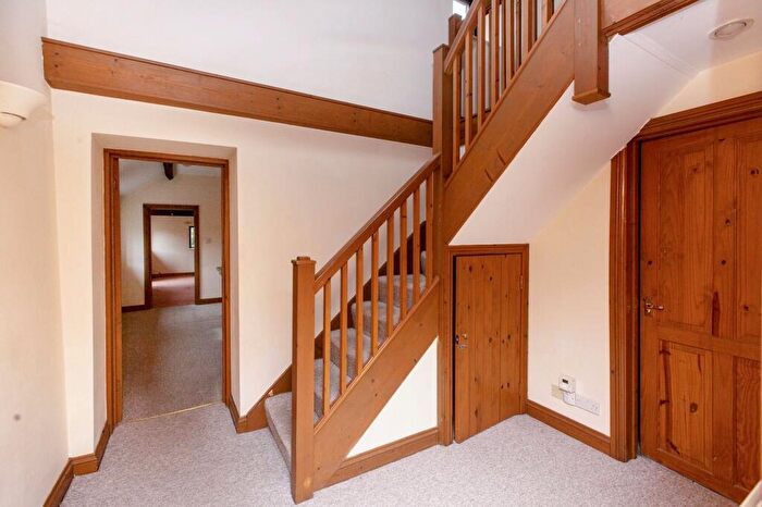 2 Bedroom Barn Conversion To Rent In Backwell Common, Backwell, BS48