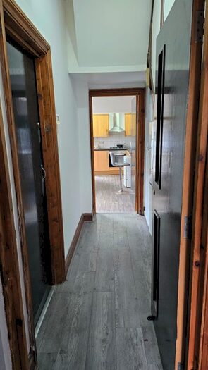 6 Bedroom Property To Rent In Minny Street, Cathays, Cardiff, CF24