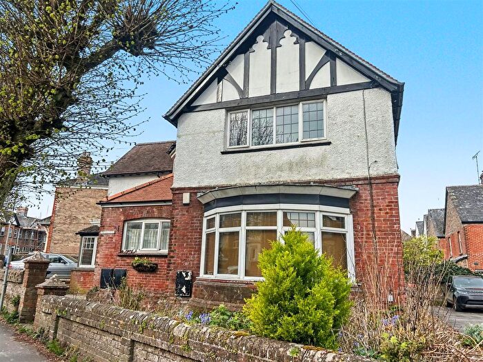 2 Bedroom Property To Rent In Alexandra Road, Dorchester, DT1