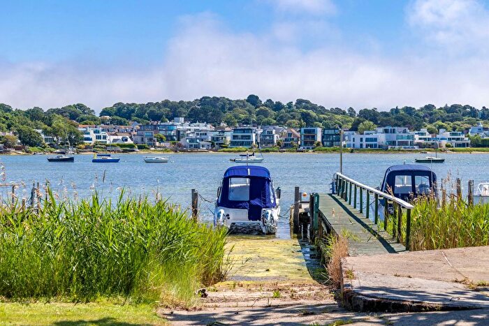 4 Bedroom Detached House To Rent In Elms Avenue, Lilliput, Poole, BH14