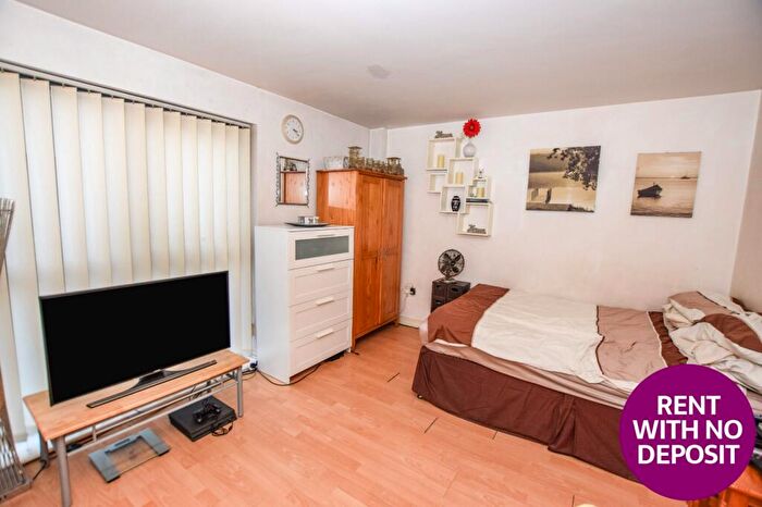 1 Bedroom Flat To Rent In Lincoln Gate, Red Bank, Green Quarter, Manchester, M4