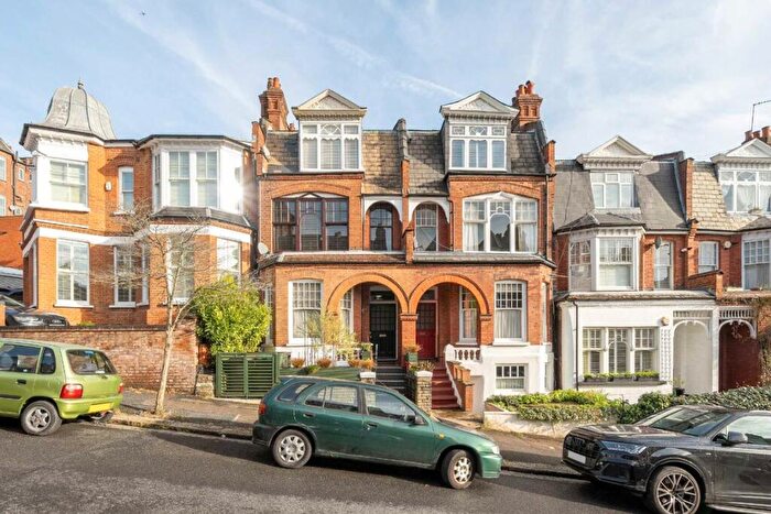 2 Bedroom Flat To Rent In Hillfield Park, London, N10