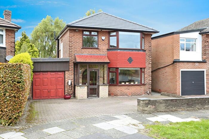 3 Bedroom Detached House For Sale In Marlborough Drive, Heaton Chapel, Stockport, SK4
