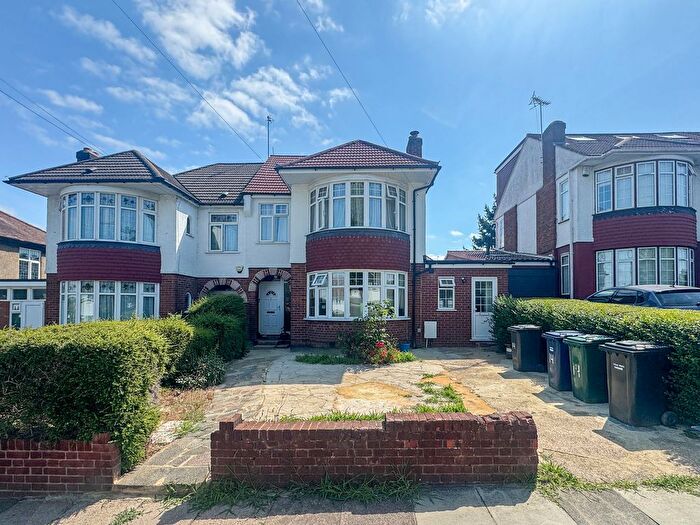 3 Bedroom Semi-Detached House To Rent In Fernside Avenue, London, NW7