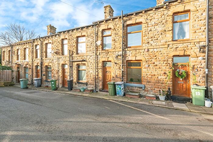 1 Bedroom Terraced House For Sale In Colbeck Row, Birstall, Batley, WF17