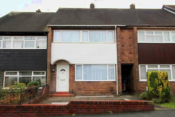 3 Bedroom Town House To Rent In Dilke Street, Hanley, Stoke-on-trent, ST1