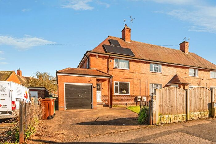 3 Bedroom End Terrace House For Sale In Bells Lane, Nottingham, NG8