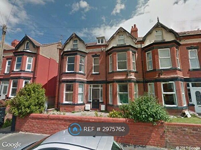 3 Bedroom Flat To Rent In Alderley Road, Wirral, CH47