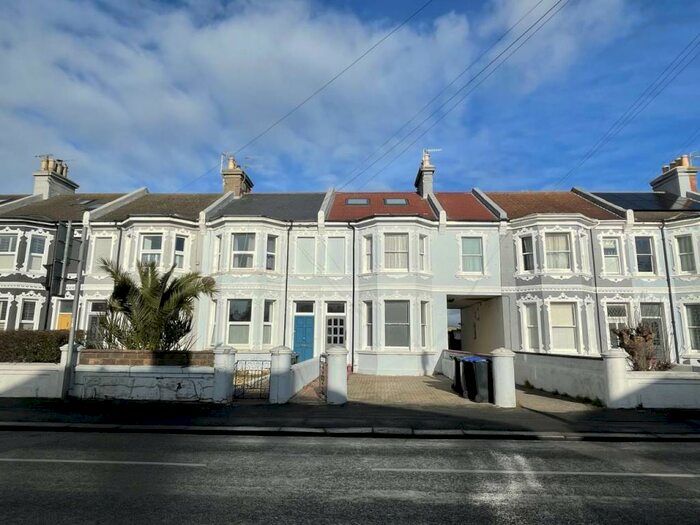 Studio To Rent In Lyndhurst Road, Worthing, West Sussex, BN11