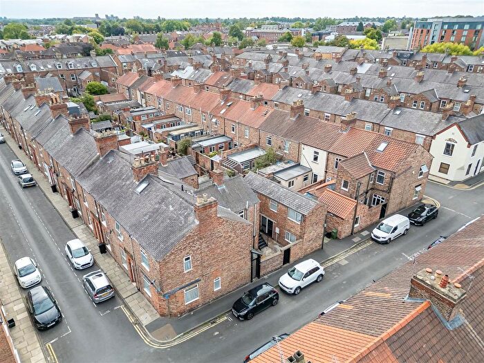 4 Bedroom End Terrace House For Sale In Wellington Street, Off Heslington Road, York, YO10