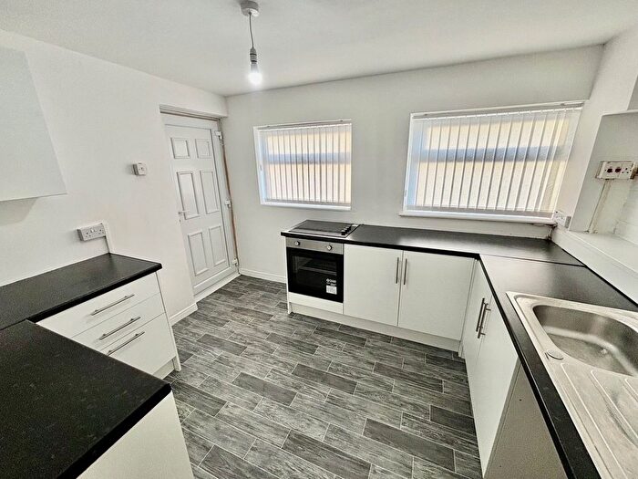 2 Bedroom Flat To Rent In Cargo Fleet Lane, Middlesbrough, TS3