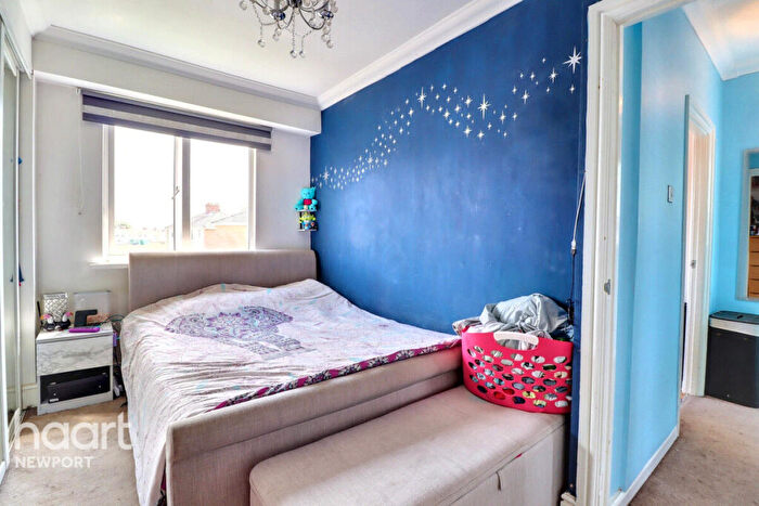 3 Bedroom End Of Terrace House For Sale In Maesglas Crescent, Newport, NP20
