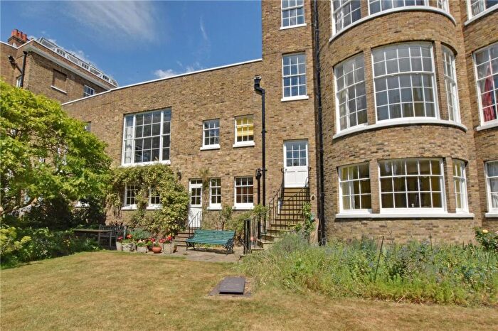 4 Bedroom Apartment For Sale In The Paragon, Blackheath, London, SE3