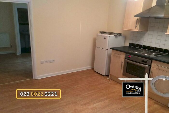 1 Bedroom Flat To Rent In |Ref: |, Portswood Road, Southampton, Hampshire, SO17