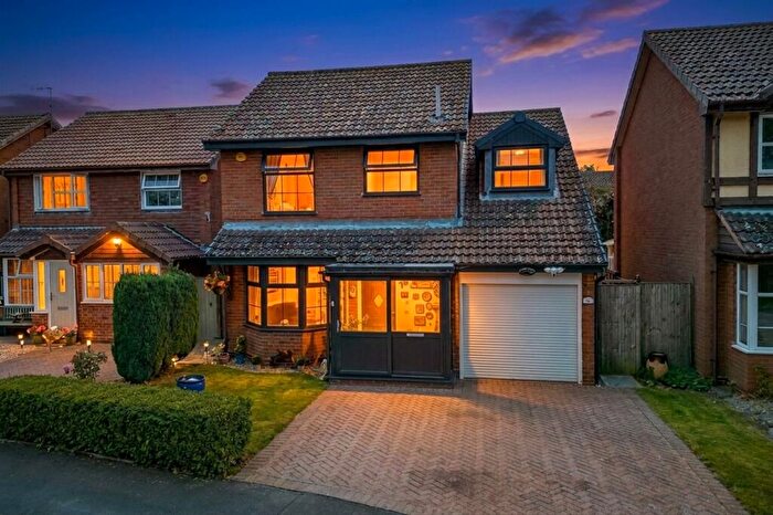 4 Bedroom Detached House For Sale In Aylstone Close, Lower Quinton, CV37