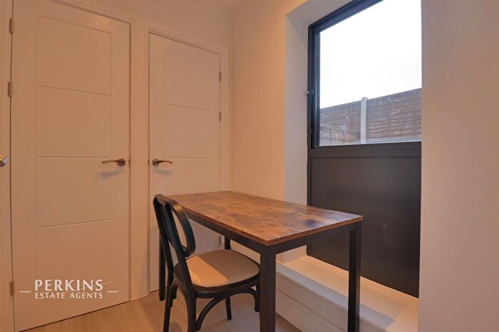 1 Bedroom Flat To Rent In Church Road, Northolt, UB5