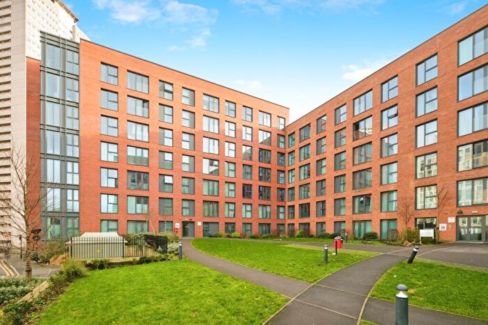 2 Bedroom Flat For Sale In Windmill Street, Birmingham, West Midlands, B1