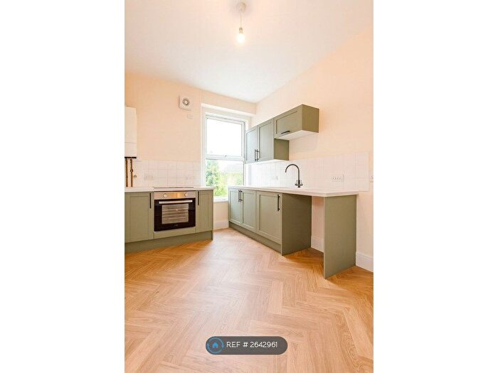 1 Bedroom Flat To Rent In Arundel Crescent, Plymouth, PL1