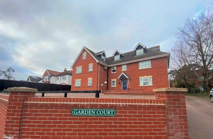 2 Bedroom Property To Rent In Hoverton, NR12