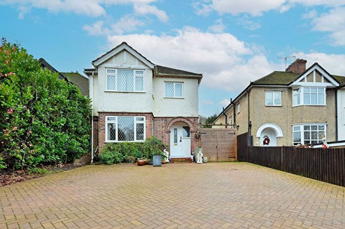 4 Bedroom Detached House For Sale In Roughdown Avenue, Hemel Hempstead, HP3