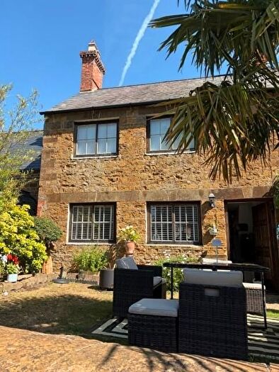 1 Bedroom Property To Rent In Red Lion Street, Cropredy, Banbury, OX17