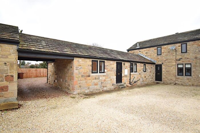 2 Bedroom Semi-Detached Bungalow To Rent In Wood Lane, Chapelthorpe, WF4