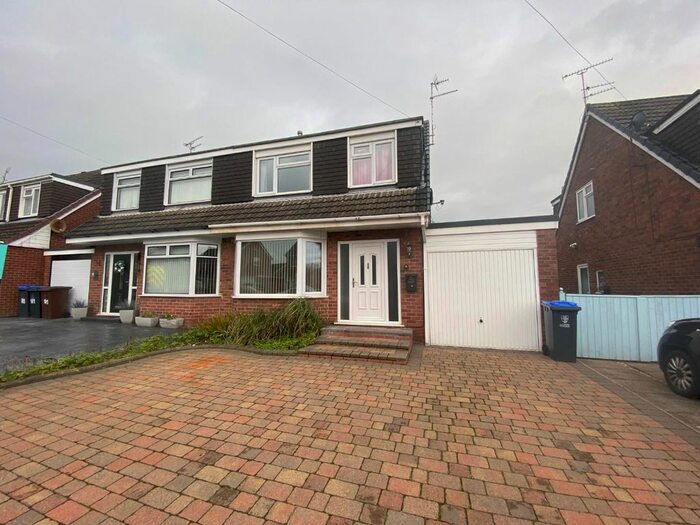 3 Bedroom Property To Rent In Elmwood Drive, Blythe Bridge, Stoke-On-Trent, ST11