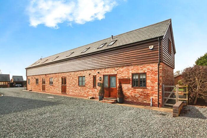 3 Bedroom Semi Detached House For Sale In Kineton Road, Gaydon, CV35