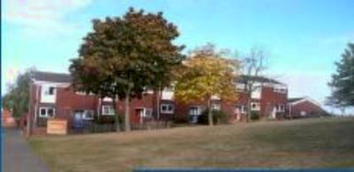 1 Bedroom Flat To Rent In Crowle Court, Flat, Goldsmith Road, Blackpole, Worcester, WR4