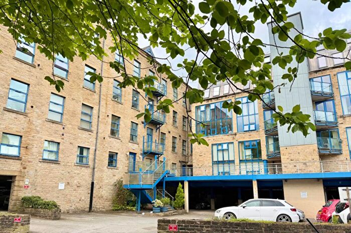 2 Bedroom Apartment For Sale In Mill West, West Street, Sowerby Bridge, HX6