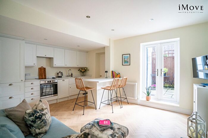 1 Bedroom Flat For Sale In Gipsy Hill, London, SE19