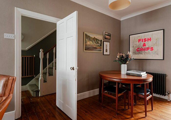 3 Bedroom Terraced House For Sale In Melford Road, Leytonstone, London, E11