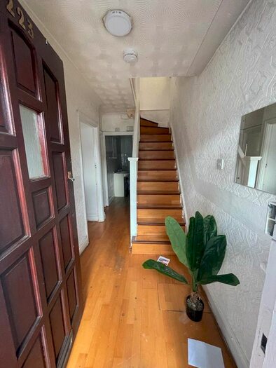 4 Bedroom Semi-Detached House To Rent In Boundary Road, London, E13