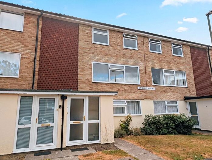 2 Bedroom Maisonette To Rent In York Close, Horsham, RH13