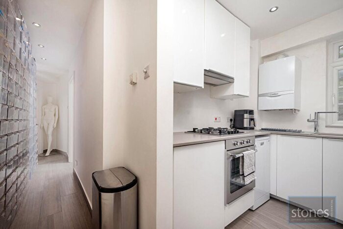Apartment To Rent In West End Lane, London, NW6