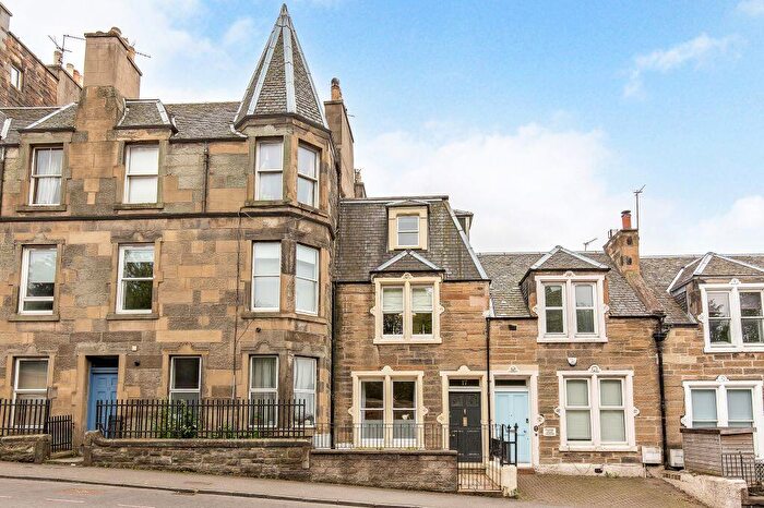 4 Bedroom Town House For Sale In Henderson Terrace, Ardmillan, Edinburgh, EH11