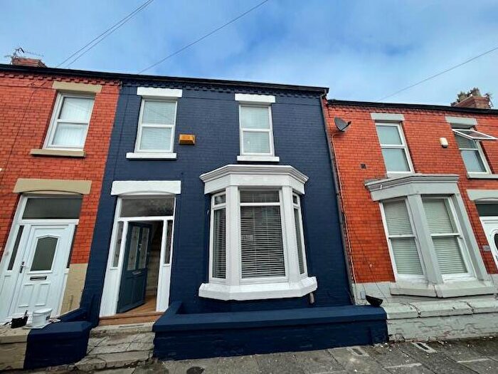 3 Bedroom House To Rent In Haverstock Road, L6