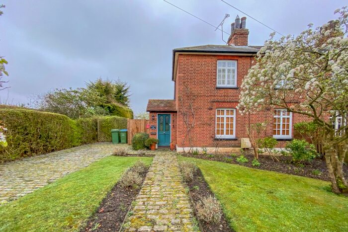 3 Bedroom Cottage For Sale In Downside Common Road, Downside, Cobham, KT11