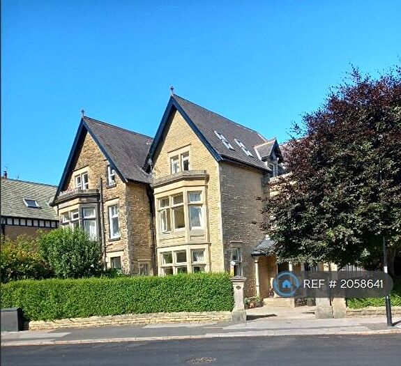 2 Bedroom Flat To Rent In Park Drive, Harrogate, HG2