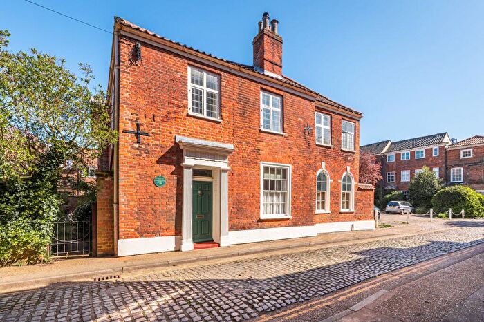 1 Bedroom Flat For Sale In Hidden Gem In Norwich City Centre With Parking, Shared Garden, And Charming Period Features, NR3