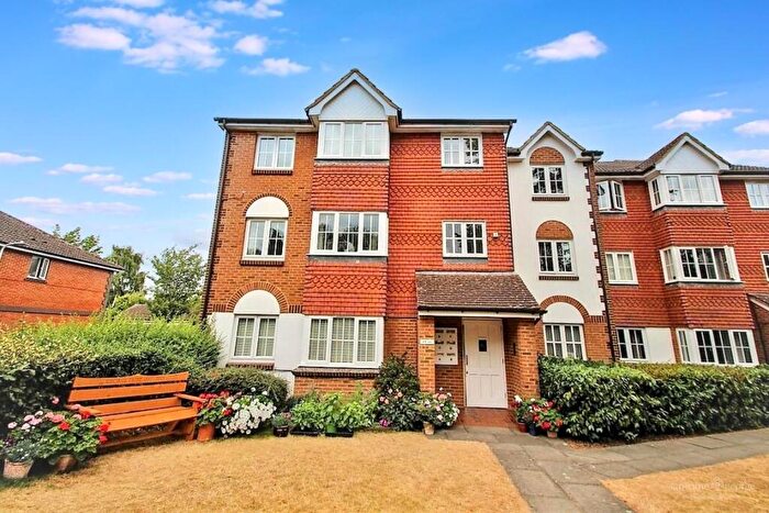 1 Bedroom Apartment To Rent In Arun Court, Amethyst Lane - Reading, RG30
