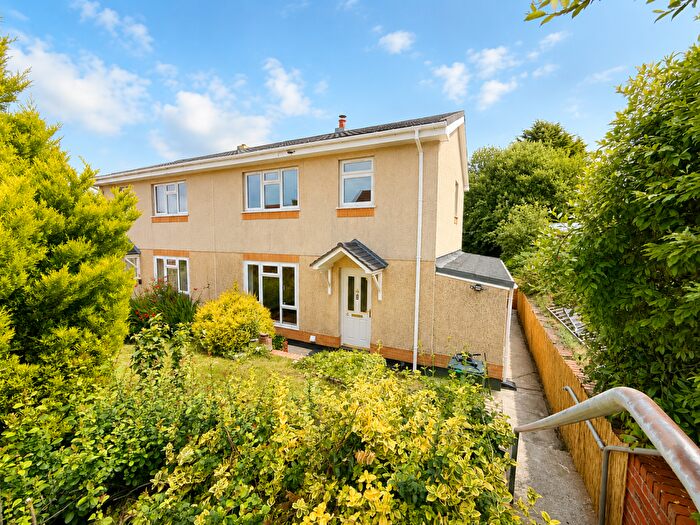 3 Bedroom Semi-Detached House For Sale In Arfryn, Penywaun, Aberdare, Rhondda Cynon Taf, CF44