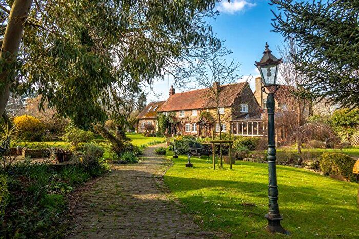 3 Bedroom Cottage For Sale In Summertown, Wantage, OX12