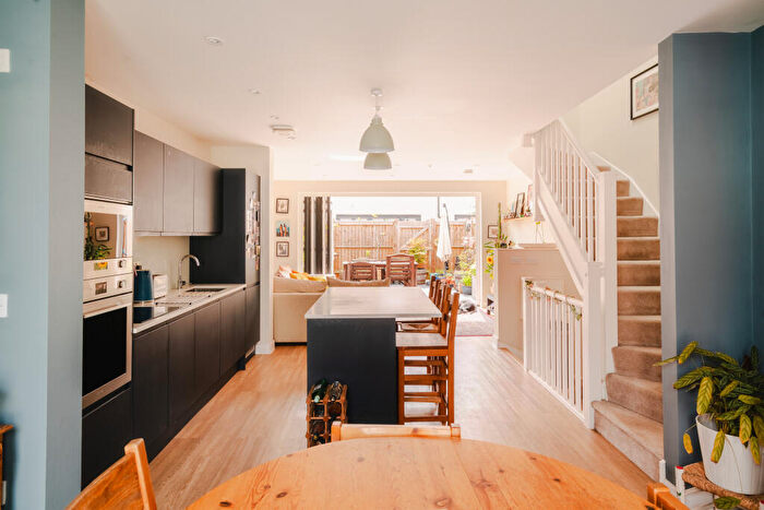 3 Bedroom Town House For Sale In Southey Street, St Werburghs, Bristol, BS2