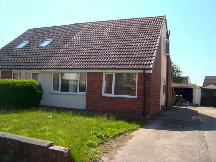 3 Bedroom Semi-Detached House To Rent In Yew Tree Close, Garstang, Preston, PR3