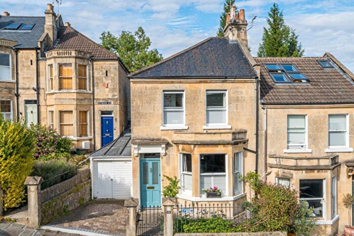 2 Bedroom Terraced House To Rent In Thomas Street Bath, BA1