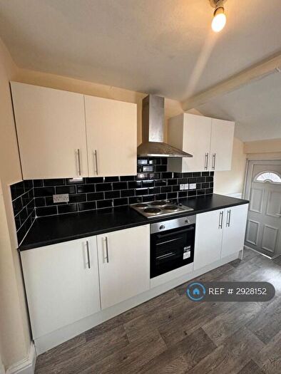 3 Bedroom Flat To Rent In King Edward Street, Gateshead, NE8
