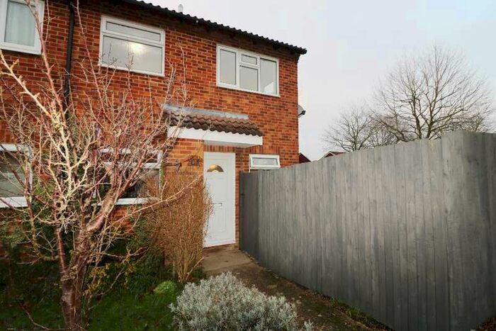 1 Bedroom Semi-Detached House To Rent In Manorfield, Singleton, Ashford, TN23